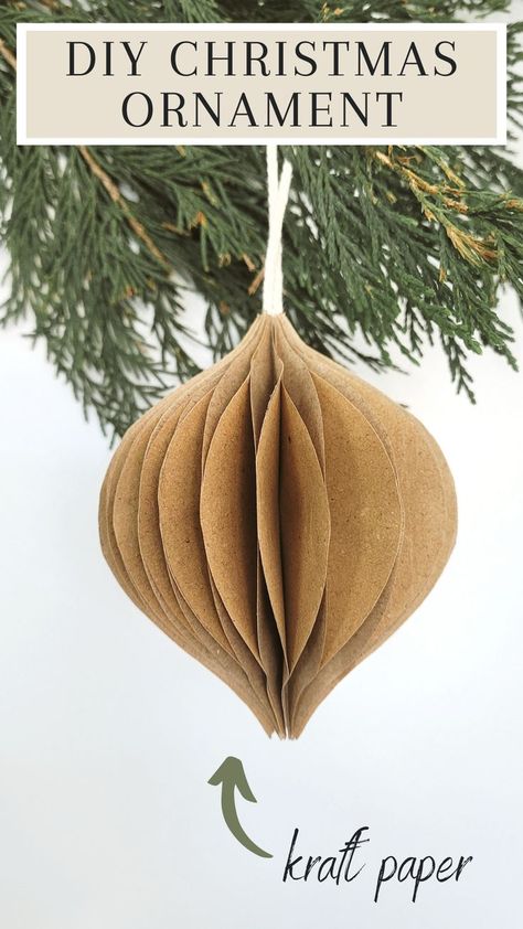 Diy Honeycomb, Paper Christmas Ornaments, Paper Christmas Decorations, Diy Christmas Ornament, Diy Christmas Tree Ornaments, Honeycomb Paper, Paper Christmas Tree, Paper Ornaments, Christmas Tree Decor