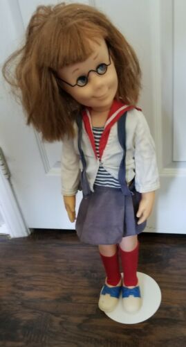 VINTAGE 1961 CHARMIN CHATTY 23.5" CATHY DOLL - ORIGINAL CLOTHES and Shoes | eBay Blonde With Glasses, Chatty Cathy Doll, Vintage Childhood, Chatty Cathy, Mod Squad, Sailor Suit, Mattel Dolls, Weekly Cleaning, Dreamworks Trolls