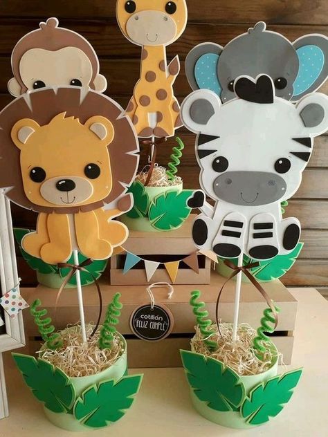 Bonitos adornos para decorar Fiesta de Safari Festa Safari Baby, Safari Birthday Party Decorations, Safari Baby Shower Boy, Jungle Theme Birthday Party, Jungle Thema, Jungle Theme Birthday, Safari Theme Birthday, Baby Boy 1st Birthday Party, Jungle Baby Shower Theme