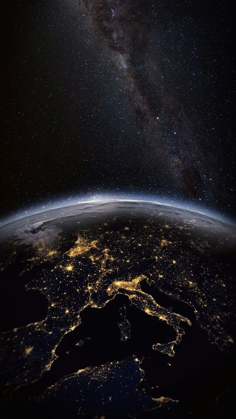 Earth At Night, Iphone Wallpaper Earth, Space Iphone Wallpaper, Wallpaper Inspiration, Wallpaper Disney, Earth Pictures, Wallpaper Earth, Planets Wallpaper, Space Planets