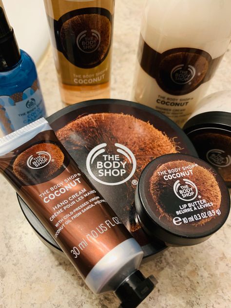 Affordable Wishlist, Body Shop Coconut, Body Shop Products, Best Body Shop Products, Body Shop Skincare, Golden Skin, Leo Zodiac Facts, Body Shop At Home, Xmas 2024