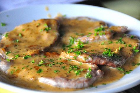 Pork Tenderloin Gravy Recipe, Pork Medallion Recipes, Pork Scallopini, Balsamic Pork Chops, Pork Tenderloin Medallions, Confit Recipes, Roast Chicken And Gravy, Cooking Pork Tenderloin, Pork Medallions