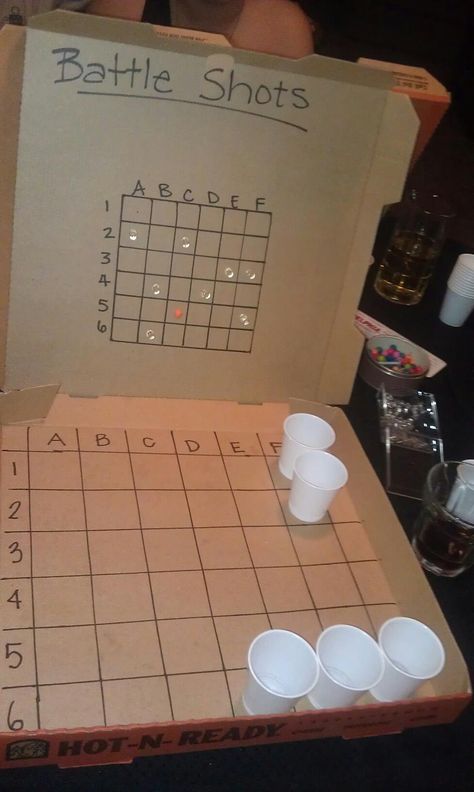 Made Battle Shots for bday pre-gaming at the apartment. So fun! Pizza boxes, markers, push pins and shot glasses (we used small plastic cups.) Diy Board Game Ideas, Funny Bachelorette Party Games, Bachelorette Party Games Diy, Battle Shots, Bachelorette Party Games Funny, Bachelorette Party Games Drinking, Drinking Card Games, Family Feud Game, Board Games Diy