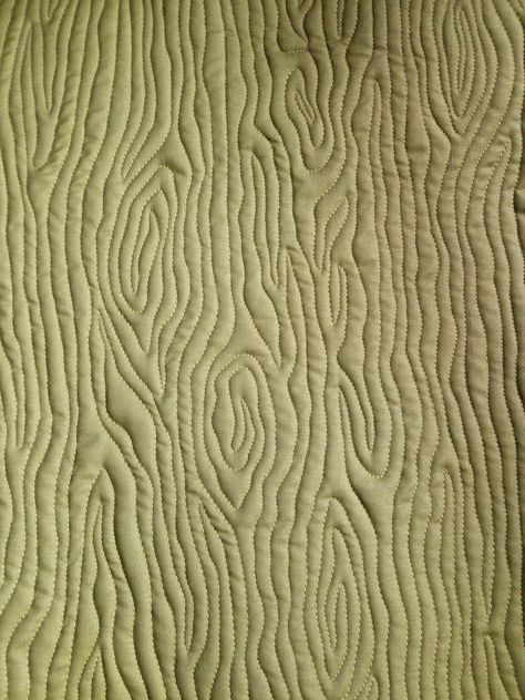 woodgrain quilting design Sewing Texture, Long Arm Quilting Designs, Pillow Design Ideas, Quilt Texture, Quilting Easy, Techniques Textiles, Handmade Texture, Quilt Scraps, Textured Fabrics