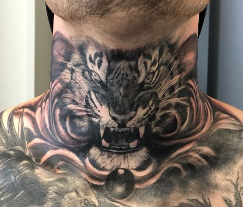 Jaguar Neck Tattoo, Lion Neck Tattoo, Tiger Neck Tattoo, Front Neck Tattoo, Full Neck Tattoos, Japanese Back Tattoo, Chicanas Tattoo, Lizard Tattoo, Pocket Watch Tattoos