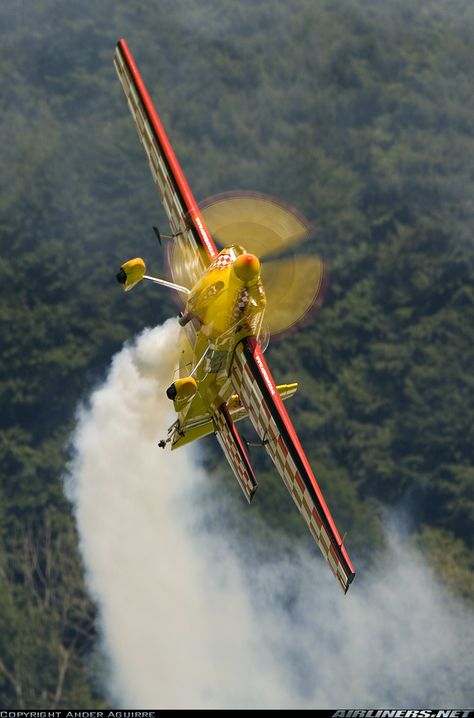 Red Bull Air Race Interlaken 2007. - Photo taken at Interlaken (LSMI) in Switzerland on July 14, 2007. Race Wallpaper, Red Bull Snowboarding, Red Bull Cliff Diving, Red Bull Commercial, White Red Bull F1, Stunt Plane, Red Baron Plane, Usaf Thunderbirds, Air Machine