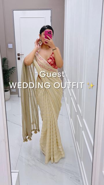 Bengali Wedding Guest Outfit, Indian Wedding Guest Outfits Female, Wedding Guest Outfit Indian Saree, Indian Attire Modern, Indian Guest Wedding Outfit, Saree Wedding Guest, Indian Wedding Guest Outfit Ideas, Indian Wedding Guest Outfit, Indian Wedding Guest