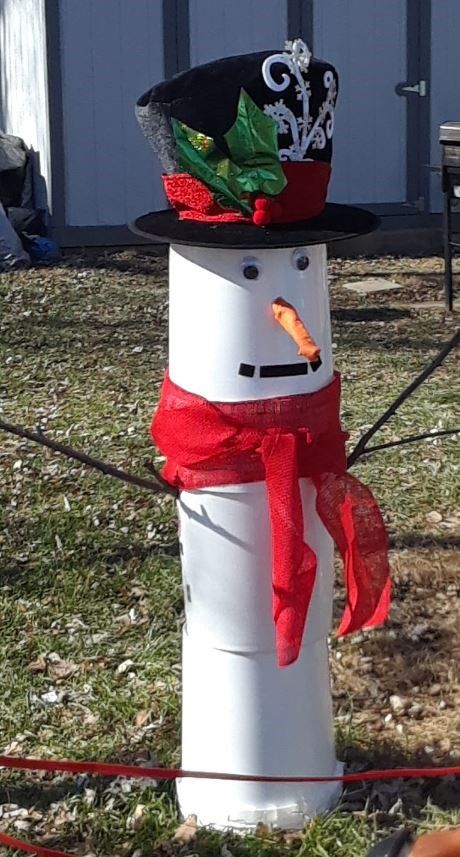 My snowman I made out of 3--5 Gal bucket Snowman Outside Build A, Bucket Snowman, Propane Tank Snowman, Gallon Can Snowman Hat, Snowman In Silver Bucket, Snowman Outdoor Made Out Of Ornaments, Bucket Decor, Christmas Decor Diy Cheap, 5 Gallon Buckets