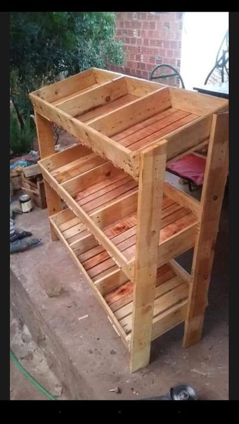 Narrow Boutique Layout, Vegetable Rack Ideas, Vegetable Shop Design Ideas, Produce Shelves, Vegetable Shelves, Diy Produce Stand, Tilted Shelves, Small Woodworking Shop Ideas, Minwax Stain Colors