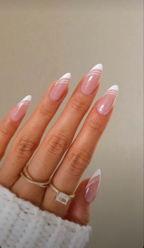 French Manicure Nail Designs, French Manicure Designs, Manicure Nail Designs, French Manicure Nails, French Nail Designs, Glamorous Nails, Almond Nails Designs, Almond Acrylic Nails, Nail Swag