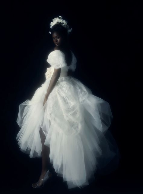 ChiChi Dress & Long Tulle Underskirt Couture Bridal 2023 Vivien Westwood Aesthetic, Vivienne Westwood Wedding Dress Vintage, Vivienne Westwood 2022, Aesthetic Ball Gowns, Vivien Westwood, Vivienne Westwood Bridal, Rocker Wedding, Vivienne Westwood Wedding Dress, Vivienne Westwood Wedding