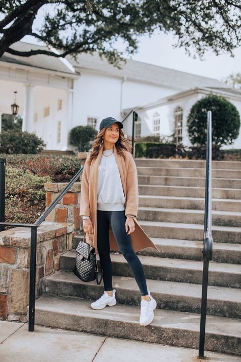 Madewell Bags, Lauren Kay Sims, Neutral Sweaters, Build A Wardrobe, Classic Sweater, Athleisure Outfits, Shirt Jacket, Workout Clothes, Black Jeans