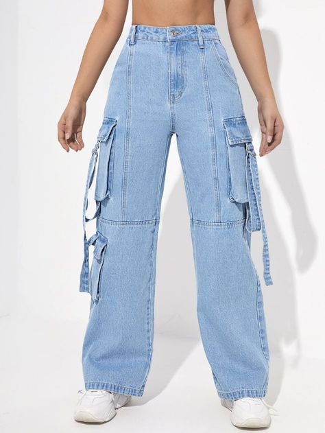 Cargo Pants Women Fashion #cargo
#cargopants
#streetwear
#cargopantswomen
#mencargopantsoutfit
#greencargos Jeans Trousers Women, Korean Airport Fashion, Korean Jeans, Pants Outfit Fall, Modest Dresses Fashion, Pants Women Fashion, Kids Fashion Clothes, Simple Trendy Outfits, Pantalon Large