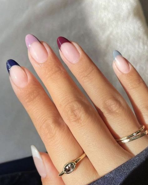 Colored Nail Tips, Multicolored Nails, Minimal Nails, Casual Nails, Almond Nail, Nail Swag, Nail Jewelry, Oval Nails, Minimalist Nails