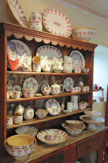 Nicholas Mosse Pottery. English Cottage Kitchens, Nicholas Mosse Pottery, Nicholas Mosse, Kitchen Refurbishment, Irish Pottery, Irish Country, Irish Crafts, Irish Cottage, Cottage Kitchens