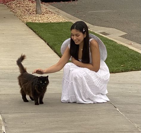 Halloween Costumes With Cat And Owner, Halloween Costumes With Cat, Cat And Owner, Halloween Cats, Cat Halloween Costume, Cat Costume, Photo Club, Cat Halloween, Cat Costumes