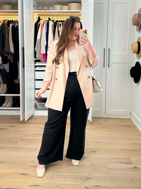 Fashion Xl Plus Size Style, Plus Size Summer Outfits Work, Old Money Midsize, Blazer Plus Size Outfits, Curvy Girl Work Outfits, Plus Size Formal Outfits, Plus Size Blazer Outfits, Plus Size Office Outfits, Diana Dares