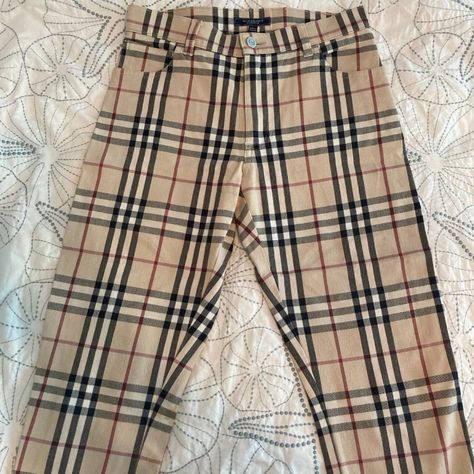 Beautiful Stylish And Extremely Comfortable Cropped Burberry Pants. Only Worn Once. Burberry Pants, Cropped Pants, Pant Jumpsuit, Burberry, Pants For Women, Pants, Women Shopping, Quick Saves, Color