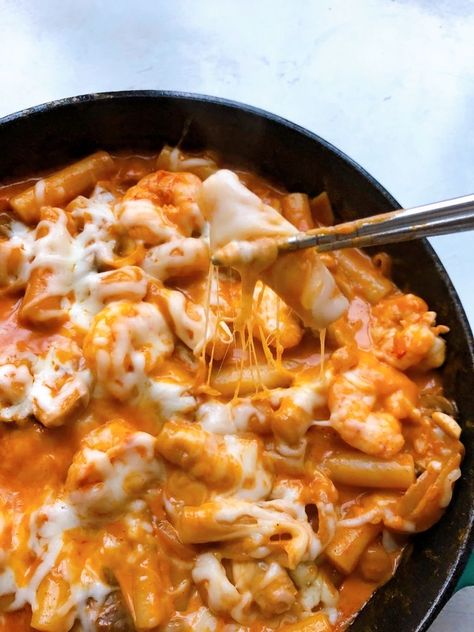 Cheese Tteokbokki Aesthetic, Tteokbokki Cheese, Cheese Tteokbokki, Rose Tteokbokki, Cheese Shrimp, Food Babe, Food Therapy, Yummy Comfort Food, Food Recepie