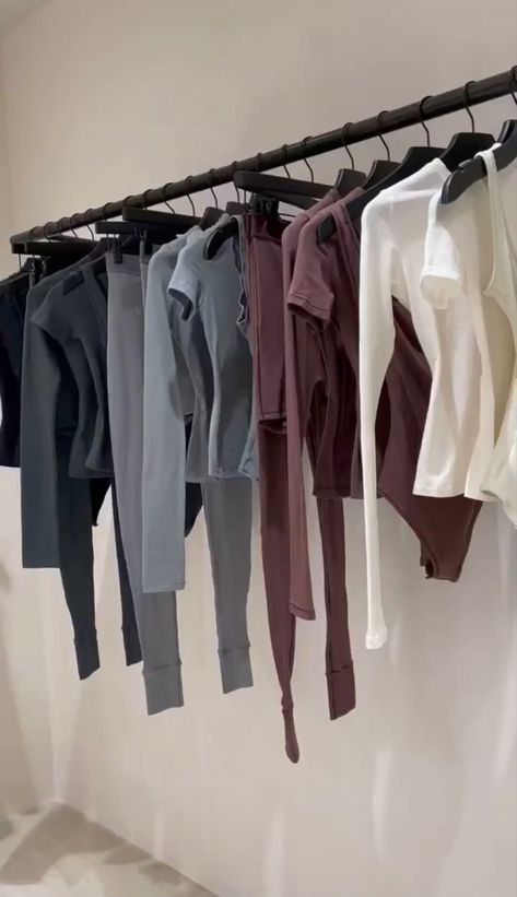 Room Clothing Rack Aesthetic, Racks Of Clothes Aesthetic, Clothing On Hangers Aesthetic, Clothing Rack Aesthetic Store, Aesthetic Clothes Hanger Rack, Fashion Boutique Interior, Closet Organisation, Minimalistic Outfits, Store Design Boutique