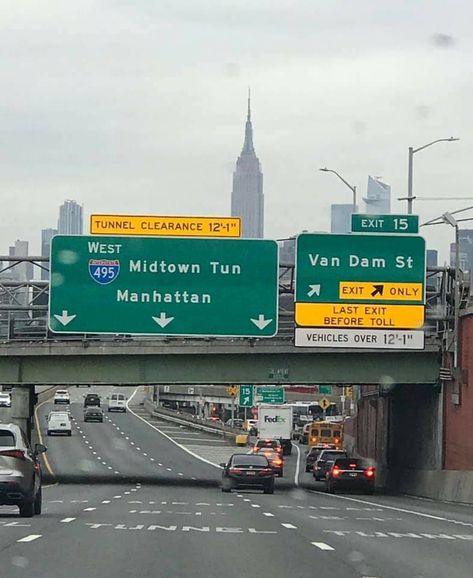 Downtown Pictures, Cityscape Wallpaper, Interstate Highway, Highway Traffic, Subway Train, Cute Panda Wallpaper, Long Island Ny, Visit New York, Long Island City