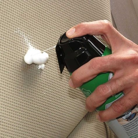 Clean Cloth Car Seats, Cleaning Car Upholstery, Clean Car Seats, Clean Car, Cleaning Car Interior, Cleaning House, Clean Your Car, Car Upholstery, Car Cleaning Hacks