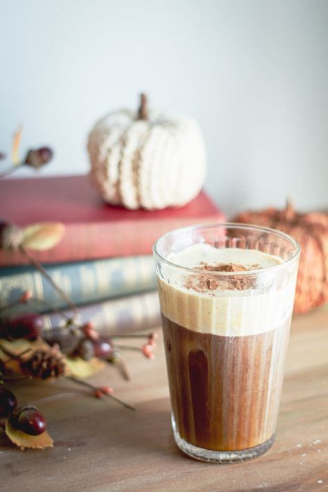 Recipe: Pumpkin Cream Cold Brew - Blackberry + Pine Design Co. Starbucks Pumpkin Cream Cold Brew, Pumpkin Cream Cold Brew, Cream Cold Brew, Cold Brew At Home, Recipe Pumpkin, Starbucks Pumpkin, Starbucks Copycat, Pine Design, Pumpkin Cream