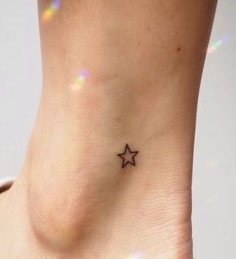 Mini Tattoo Star, Mini Tattoos Ankle, Star On Ankle Tattoo, Star Tattoos On Ankle, Filled In Star Tattoo, Cute Tattoos Stars, Star Mini Tattoo, Mini Tattoos Star, Ankle Star Tattoo