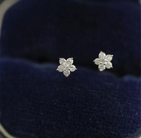 Fashion Star, Wedding Accessories Jewelry, Star Earrings Stud, Tiny Stud Earrings, Cz Stud Earrings, Zirconia Earrings, Flower Earrings Studs, Lovely Earrings, Flower Studs