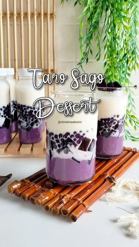 Bahan dan Cara membuat Taro Sago Dessert https://resepmamiku.com/taro-sago-dessert-christinsetiorini Taro Sago Dessert, Taro Sago, Taro Drink, Sago Drink, Taro Dessert, Sago Dessert, Bubble Tea Recipe, Coffee Shop Business, Dessert In A Jar