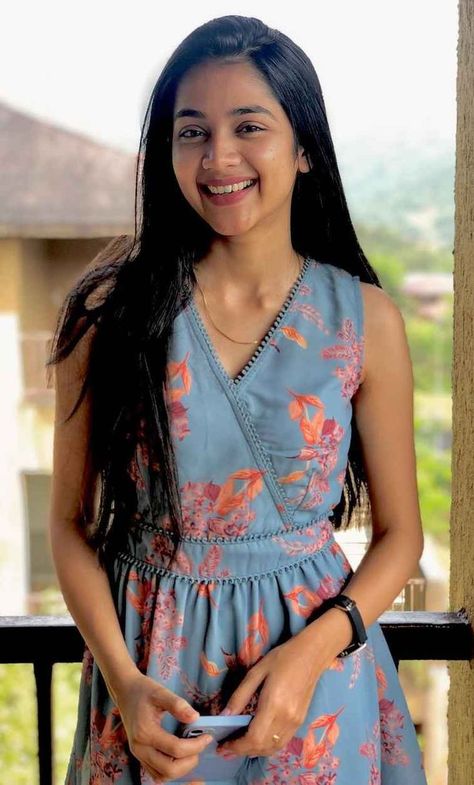 Sanika Bhoite Wiki, Biography, Age, Boyfriend, Facts and More Sanika Bhoite, Boyfriend Facts, Photo Pose Style, India Beauty, Desi Beauty, Fashion Model, Girly Photography, Indian Bride, Pune