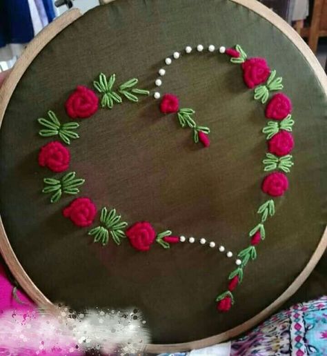 Hand Ambrodary Design, Bullion Stitch Embroidery Design, Emrodary Work Design, Draps Design, Sulaman Pita, Simple Hand Embroidery, Projek Menjahit, Embroidery Hoop Art Diy, Embroidery Patterns Flowers