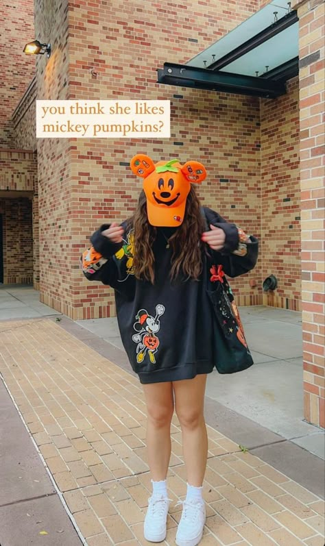 Disneyland Costumes, Disney Park Outfit, What To Wear To Disney, Disney Trip Outfits, Disney Outfits Women, Disney Wear, Theme Park Outfits, Disney Lifestyle, Disney Themed Outfits