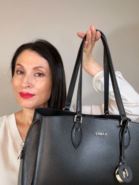 Unboxing FURLA MINERVA LEATHER Tote 👜| Affordable Bags | How does it look like? #furla #leatherbags #affordable #leathertote Furla Tote Bag, Affordable Bags, Furla Bags, Leather Tote, Leather Bag, Tote Bag, Shoulder Bag, Leather