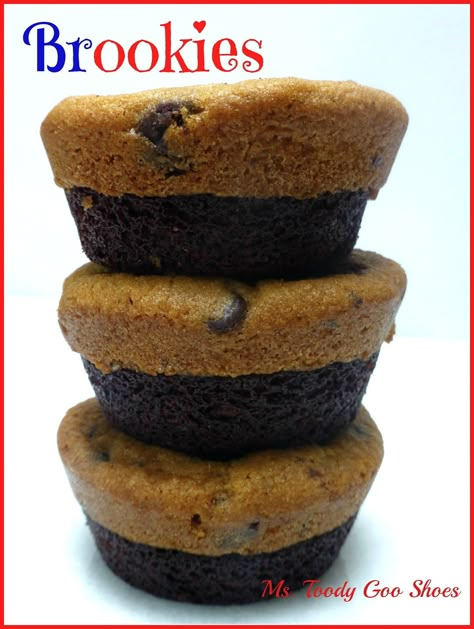 Nestle Tollhouse Chocolate Chip Cookies, Brookies Recipe, Half Cake, Tollhouse Chocolate Chip Cookies, Filled Muffins, Cake Cupcakes, Chocolate Chip Cookie Dough, Muffin Tin, Biscuit Recipe