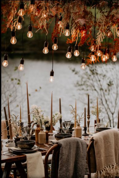 Hygge Wedding, Woodland Wedding Inspiration, Winter Wedding Table, Cozy Wedding, Boda Diy, Wedding Winter, Wedding Boho, Wedding Tablescapes, Woodland Wedding