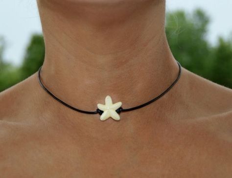 Pearl Necklace Surfer, Cheap Handmade Choker For The Beach, Cheap Handmade Beach Choker, Adjustable Cheap Choker For Beach, Cheap Adjustable Choker For Beach, White Pearl Choker, Grunge Hippie, Black Leather Choker, Choker Black