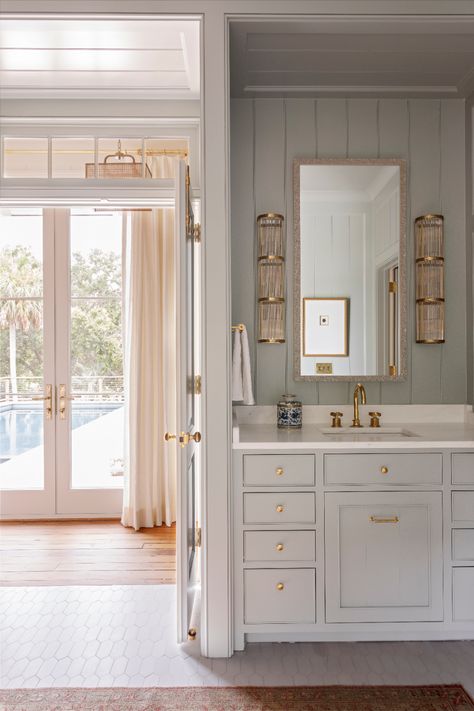 Turn Back Time: a rambling 1970s beach house is transformed into a classic coastal cottage that feels like it’s been in the family for decades | Charleston SC | Charleston Magazine Coastal Grandmother Aesthetic House, Grandma Kitchen, Coastal Grandmother Aesthetic, Bedroom Fashion, Grandmother Aesthetic, Interior Design Portfolios, Aesthetic House, Charleston Homes, Coastal Bathrooms