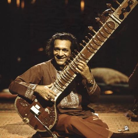 Ravi Shankar - classically trained sitarist exposed the instrument (and Indian music, in general) to the west via his relationship with the Beatles. Concert For Bangladesh, Indian Instruments, Hindustani Classical Music, Music Dice, Indian Musical Instruments, Monterey Pop Festival, Ravi Shankar, Indian Classical Music, Indian Music