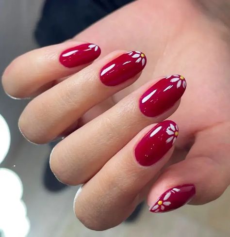 Stunning Red Nail Designs That Will Make Heads Turn Red Nails Spring Design, Nail Art On Red Polish, Cute Nail Painting Ideas For Short Nails, Cute Red Summer Nails, Simple Red Nail Art, Red Spring Nails 2024, Red Gel Nail Designs, Cute Red Nail Designs, Red Nail Polish Ideas