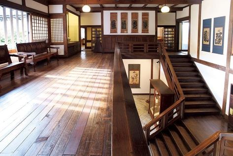 Folk Crafts, Japanese Home Design, Japanese Style House, Traditional Japanese House, Japan Architecture, Asian Architecture, Japanese Architecture, Sims House, Japanese House