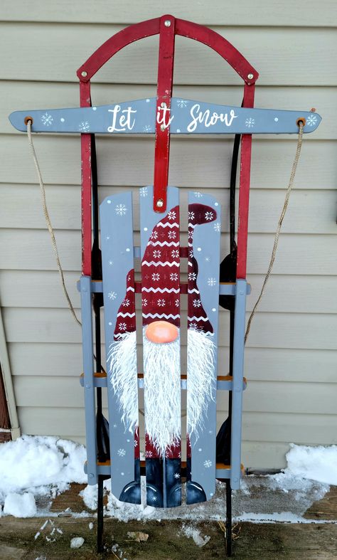 Painted Old Sleds, Painted Sleds For Christmas, Sled Painting Ideas, Sled Decorating Ideas Diy, Iron Board Ideas, Decorated Sleds, Window Shutter Crafts, Christmas Wood Slices, Painted Sleds