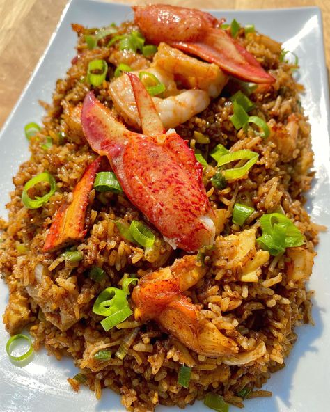 Lobster Fried Rice, Lobster And Shrimp, Butter Poached Lobster, Poached Lobster, Seafood Rice, Rice Food, Creamy Rice, Shrimp Fried Rice, Lunch Appetizers