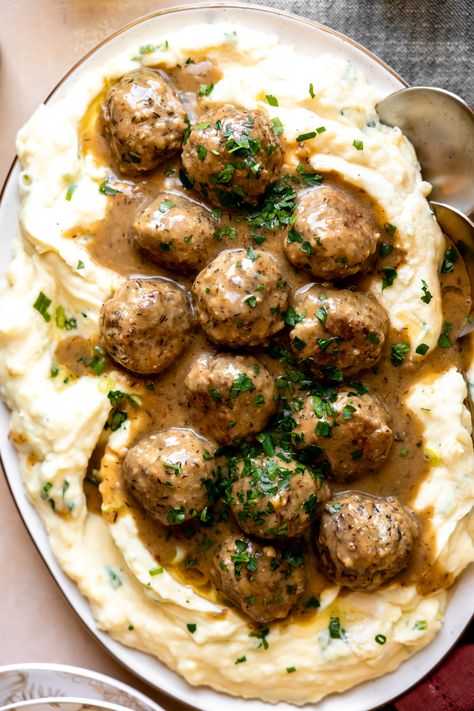 Turkey Meatball Dishes, Ground Turkey Balls Recipes, Turkey Meatballs In Gravy, Turkey Meals Ideas Dinners, Turkey Cheese Meatballs, Flavorful Turkey Meatballs, Turkey Meatballs Dinner Ideas, Turkey Burger Meatballs, Turkey Meatball Meals