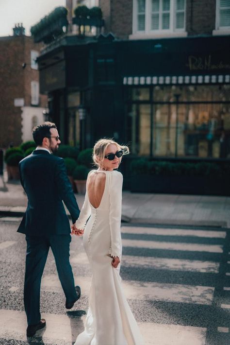 London zebra crossing wedding photography. Belgravia pub wedding bride and groom Wedding Photo Street Style, Uk Wedding Photography, Cityscape Wedding Photos, City Wedding Bridesmaids, Pub Wedding Photos, London City Wedding Photography, Wedding City Photoshoot, Wedding Photoshoot Street Style, Urban Wedding Photoshoot