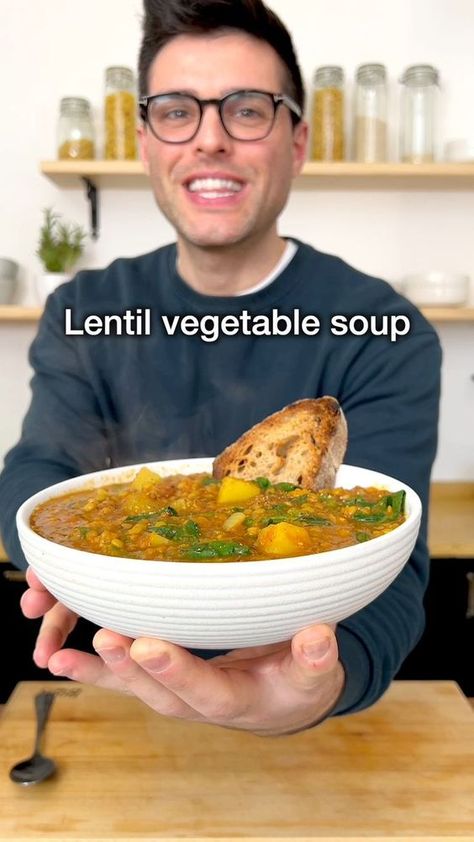 Lentil Vegetable Soup, Soup Easy, Brown Lentils, Plant Based Cookbook, Lentil Soup Recipes, Vegetable Broth, Makanan Diet, Tasty Vegetarian Recipes, Lentil Recipes