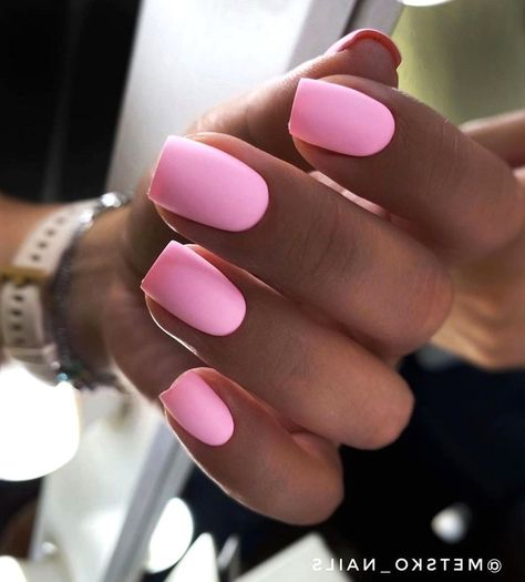 Simple Spring Nails Classy, Manicure Ideas Pink, Neon Pink Acrylic Nails Short, Pink Manicure Short, Simple Neon Pink Nails, Dip Powder Summer Nails, Neon Pink Short Nails, Matte Pink Gel Nails, Neon Pink Nails Short Square