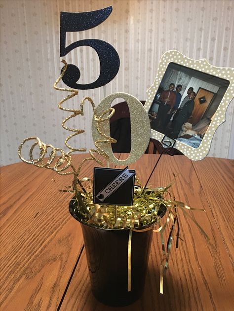 Mens Bday Party Centerpieces, 50th Birthday For Mom Decoration, Dads 50th Birthday Decoration Ideas, Centerpieces 70th Birthday, Easy 50th Birthday Centerpieces, Men 50th Birthday Centerpiece Ideas, 60th Centerpiece Ideas For Men, Centerpiece For Male Birthday Party, 60th Birthday Ideas Black And Gold