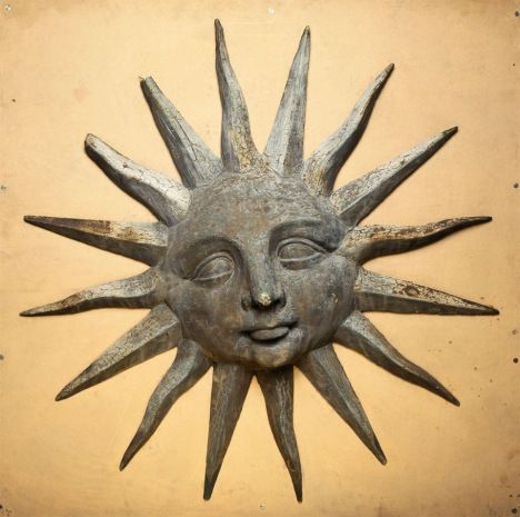 Ceramic Sun, Tate Britain, Antique Folk Art, Trade Sign, Sun Face, London Museums, Sun Moon Stars, Sun Art, Sun And Stars