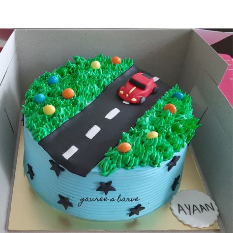 Simple Car Cake, Car Theme Cake For Kids, Cartoon Cakes For Kids, Cartoon Theme Cake, Pineapple Whipped Cream, Car Theme Cake, Cars Cake Design, Whipped Cream Cake, Cars Theme Cake